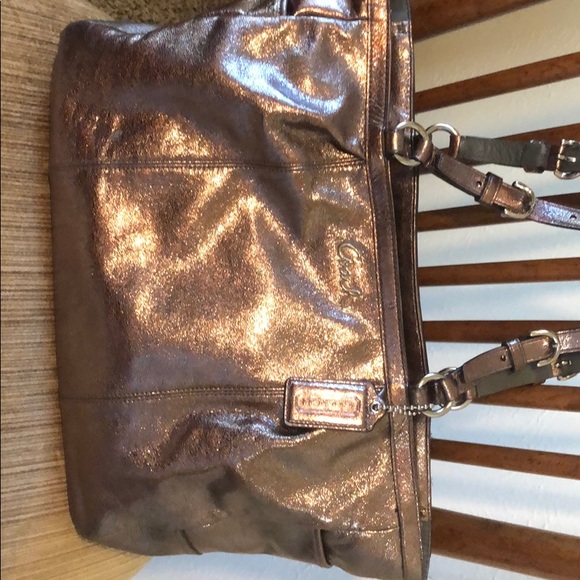 Silver Gallery Tote - Picture 3 of 8